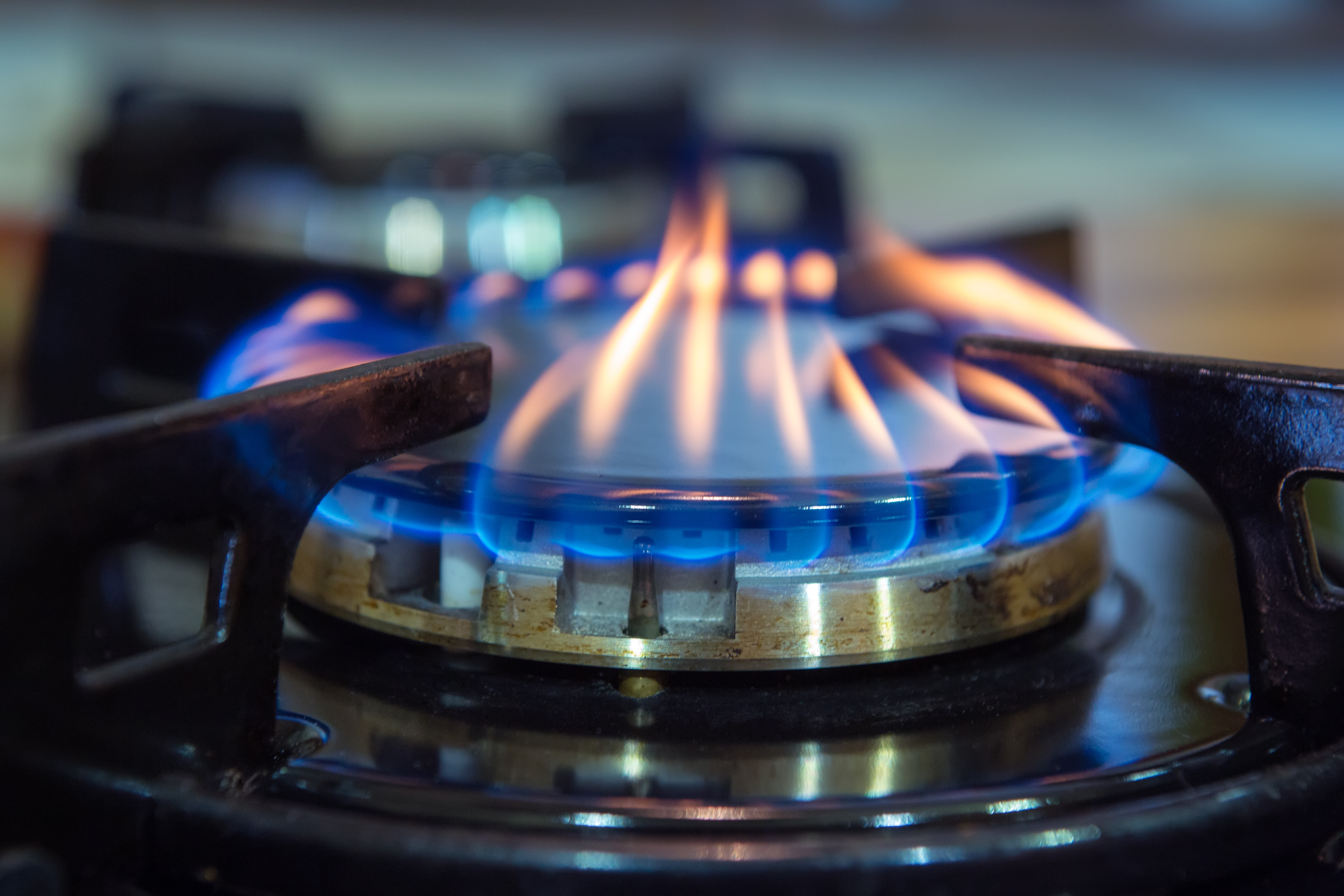 GettyImages-517898524-GasStove